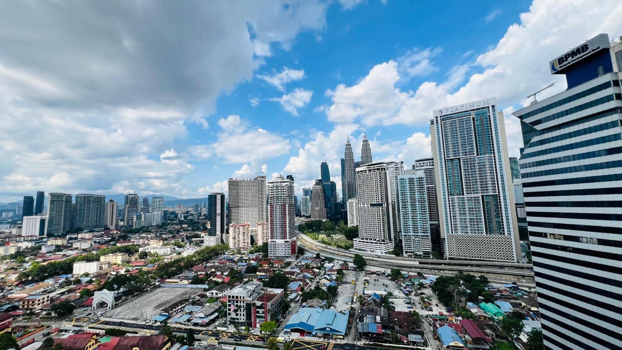 The Luxe Colony Skypool By Tasu Home Kuala Lumpur Exterior foto